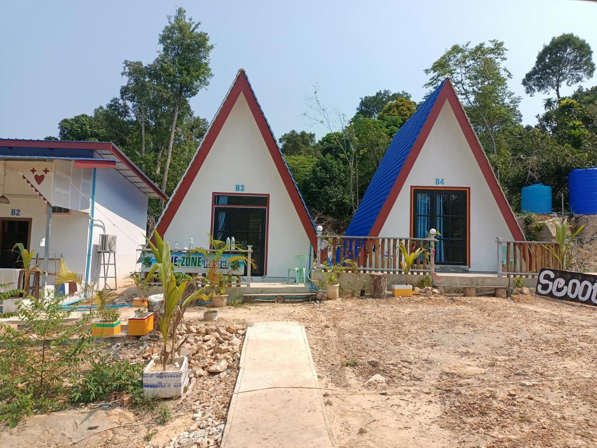 Blue Zone Hostel Kaoh Touch Exterior photo