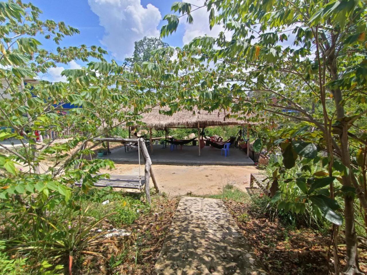 Blue Zone Hostel Kaoh Touch Exterior photo